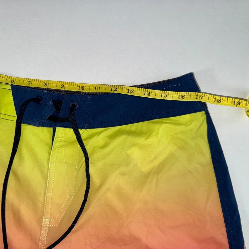 Volcom Mod-Tech Vee Bee Mod 20 Board Shorts Mens 32 Multicolor Gradient A0812505